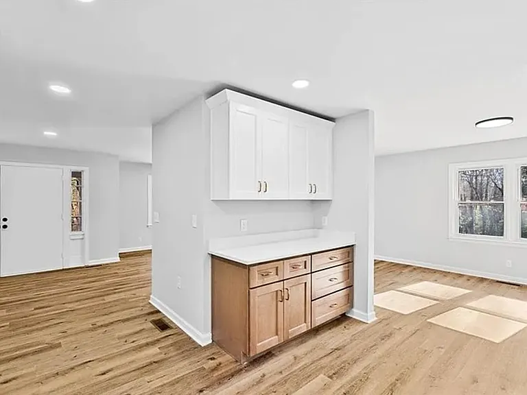 2101 Mimosa Dr — Photo 6