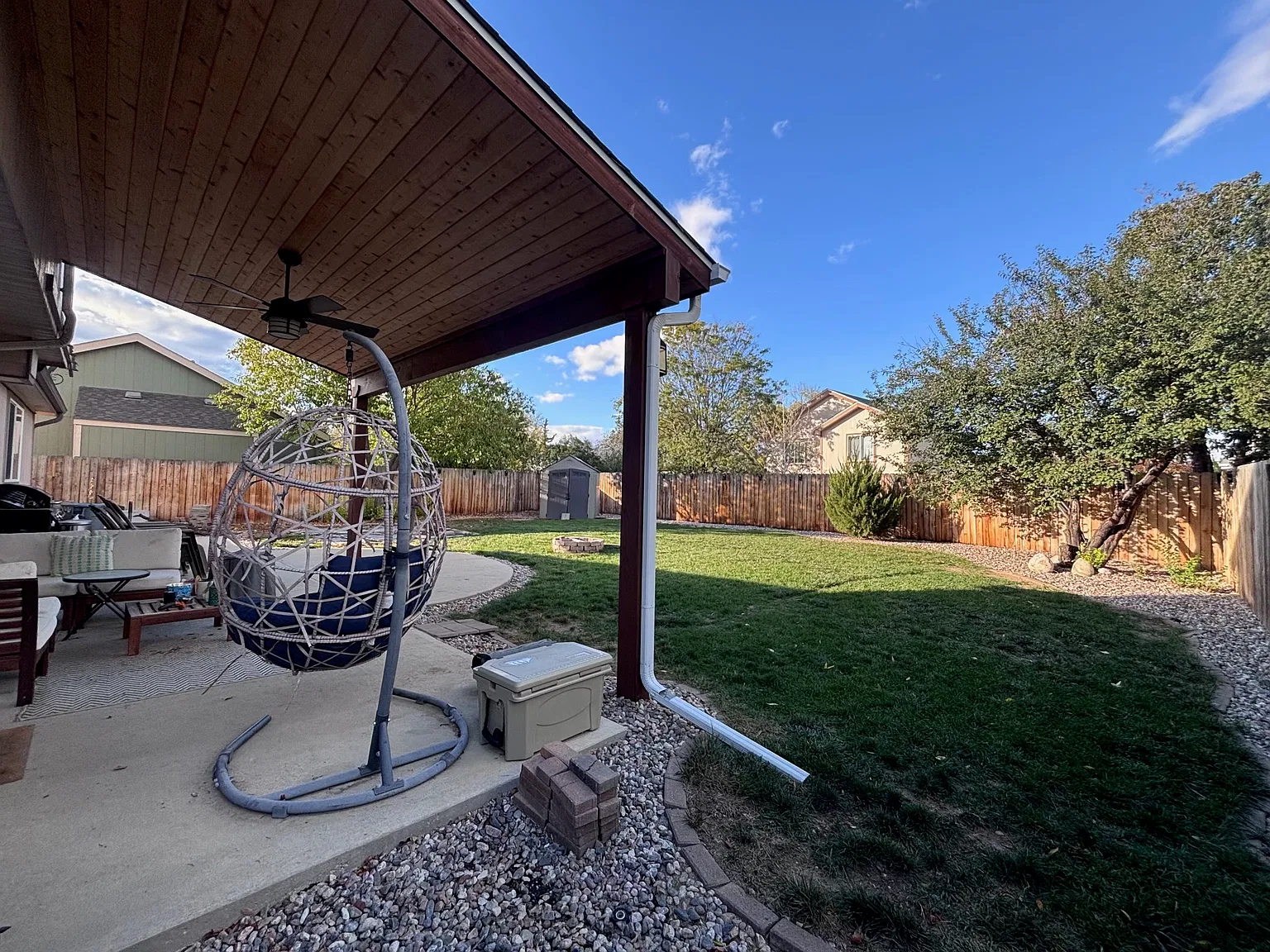 4 bed, 3.5 bath, 2558 sqft, $1,400 — Photo 3