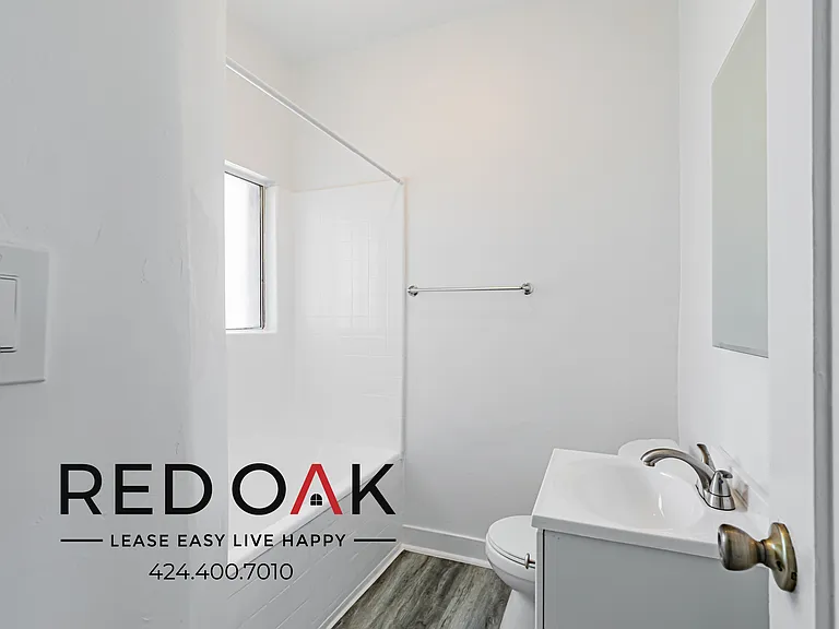212 Normandie Ave #1 — Photo 11