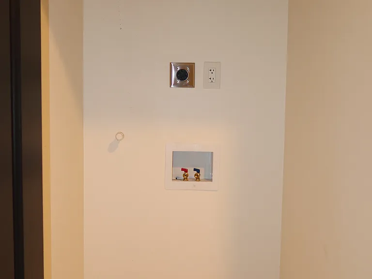 1322 Campus Ave #2 — Photo 10