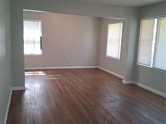 2nd image of 2078 E Lilac Ln