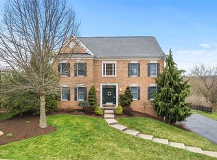 203 Rock Run Rd, Mcmurray, PA 15317