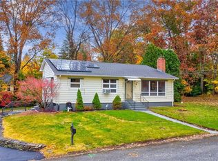 4 George St, Windham, CT 06280