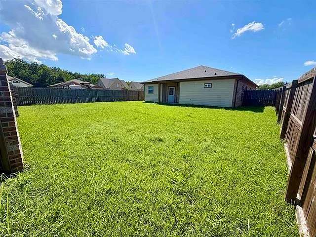 2850 Amber Ave — Photo 39