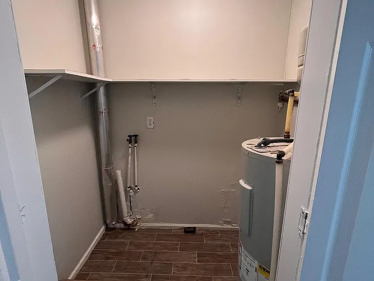 3613 Oakwood Dr — Photo 4