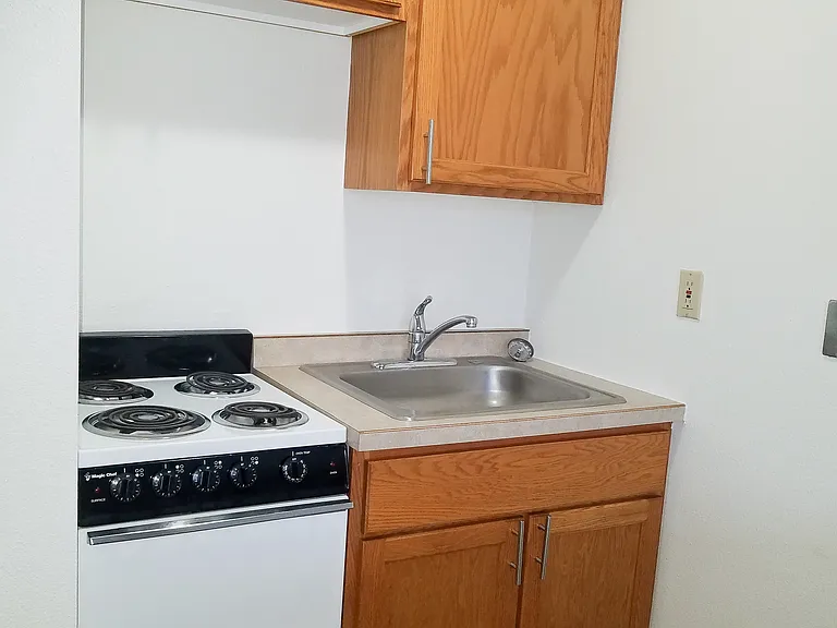 Skaff Apartments - Fargo — Photo 13