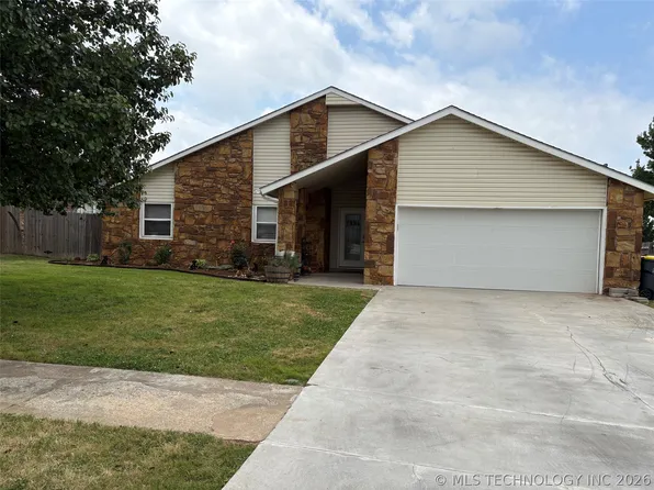 13772 S Nyssa Pl, Glenpool, OK 74033