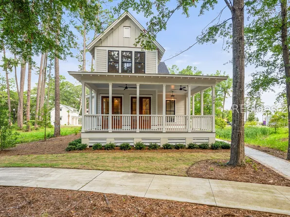 209 Harborview Dr, Beaufort, SC 29907