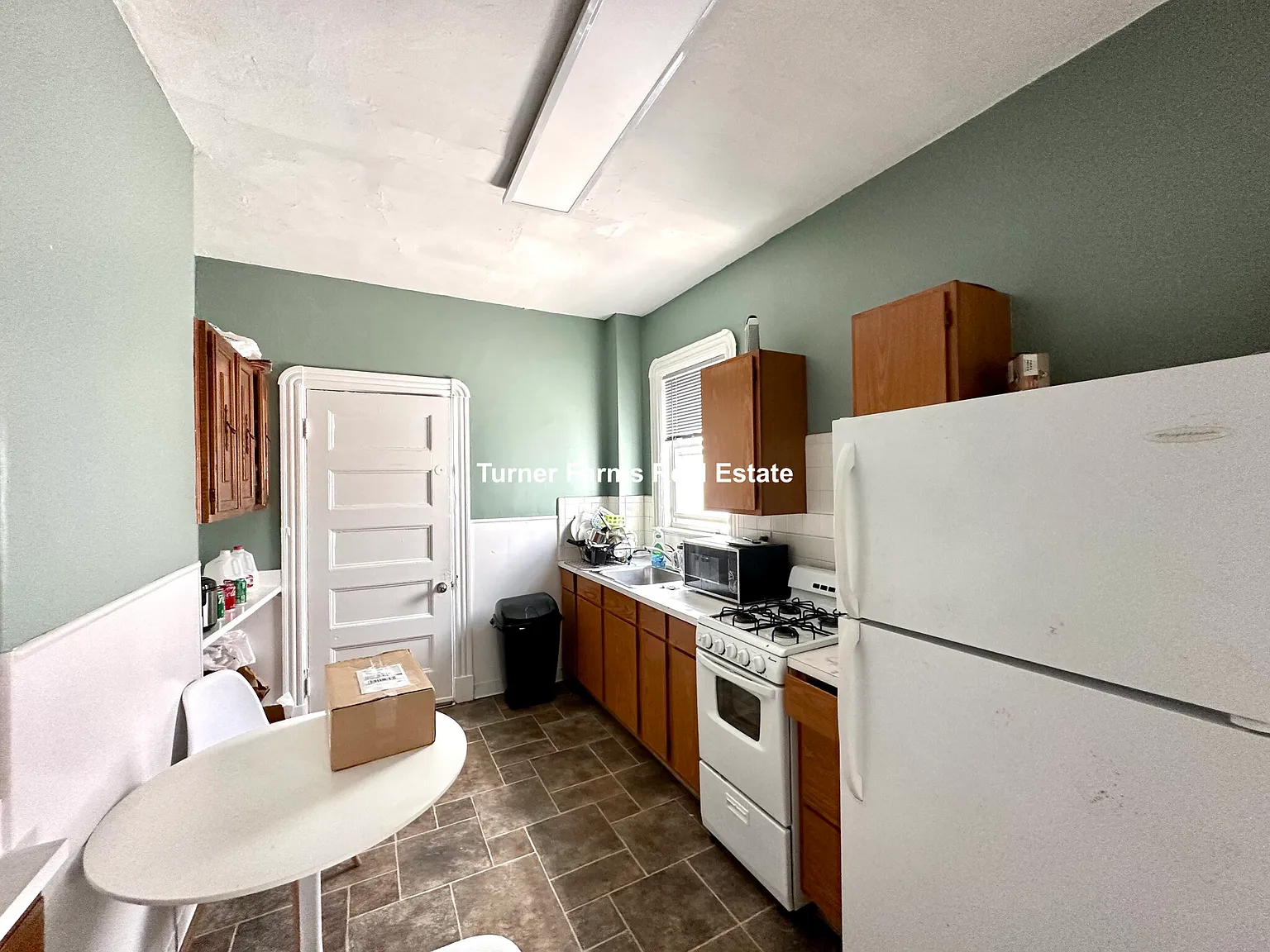 789 Columbia Rd — Photo 1