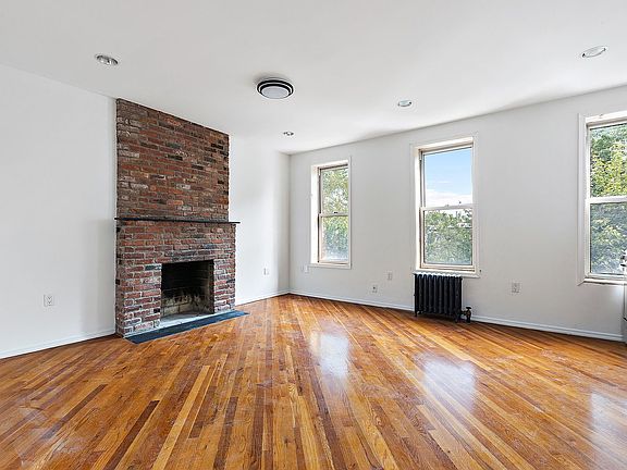 3rd image of 343 11th St Floor 2