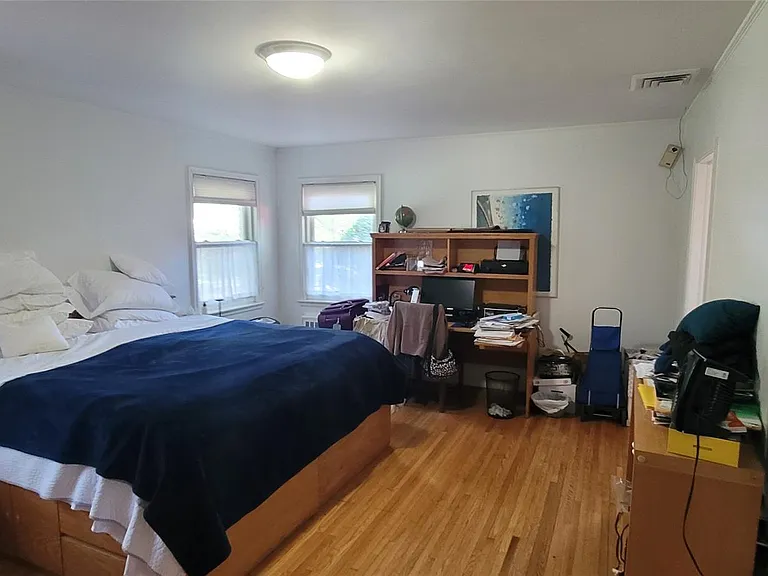 15 Somerset Dr S — Photo 14