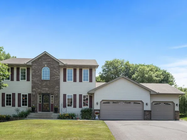 526 Terrace Rd NE, Saint Michael, MN 55376