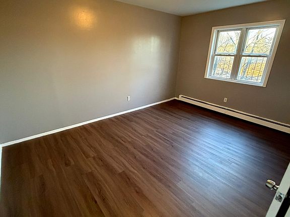 3rd image of 49 Bragaw Ave #7C