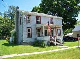 49 Water St, Ticonderoga, NY 12883