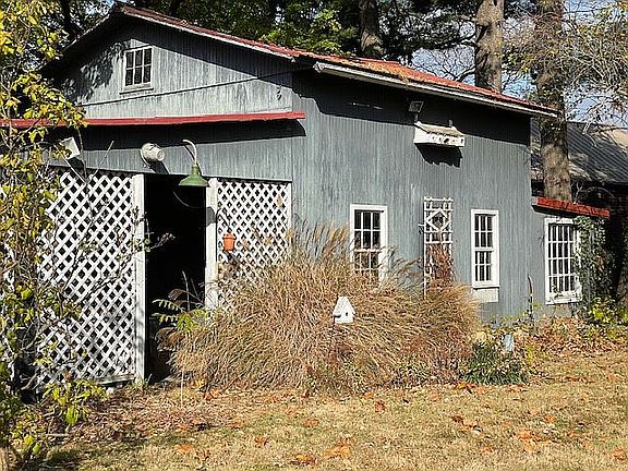Barn