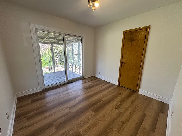 1124 Weber St E #1 — Photo 11