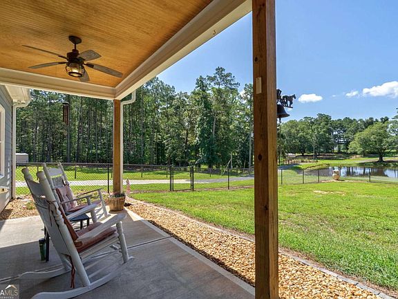 5th image of 610 Spring View Dr