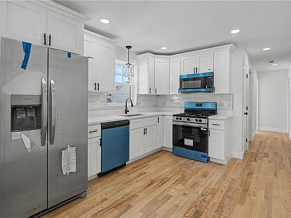 4th image of 171 Ocean St