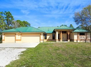 7101 Rich Rd, North Fort Myers, FL 33917