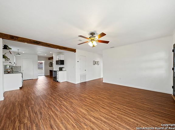 3rd image of 263 McDougal Ave
