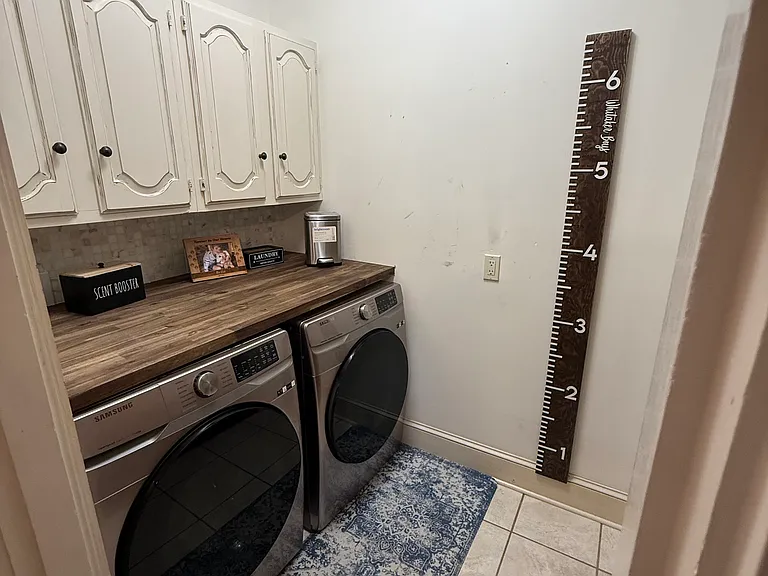 419 N Walnut St — Photo 17