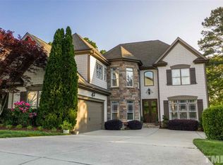 2705 Peachleaf St, Raleigh, NC 27614