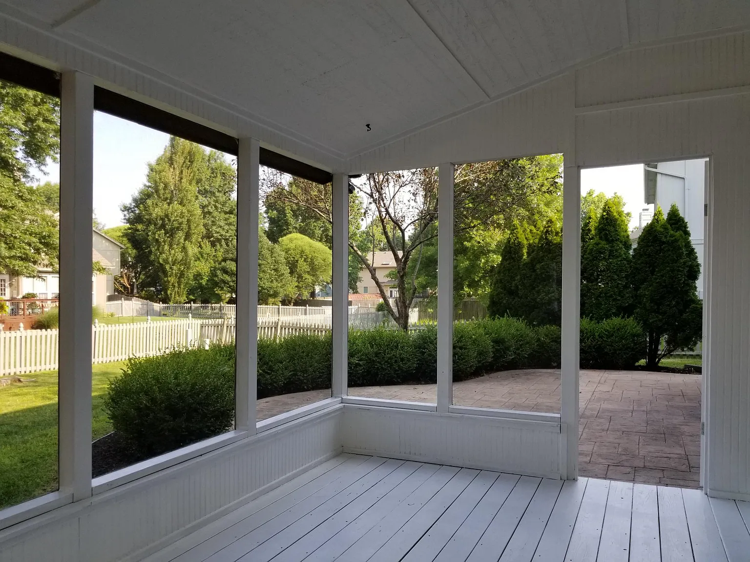 1281 E Sheridan Bridge Lane — Photo 2