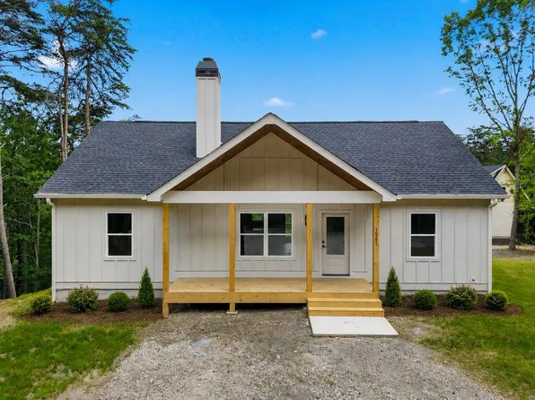 1521 Azure Ln, Ranger, GA 30734