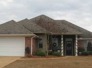 900 Fairview Pl, Brandon, MS 39047