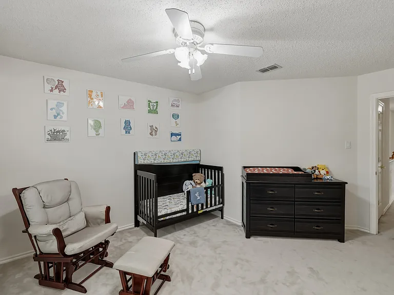 7612 Oak Knoll Dr — Photo 29