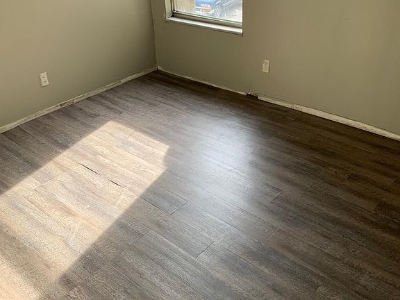 3rd image of 323 Clark St APT 3
