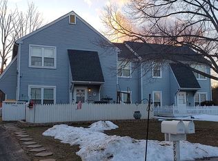 596 S Dove Rd, Yardley, PA 19067