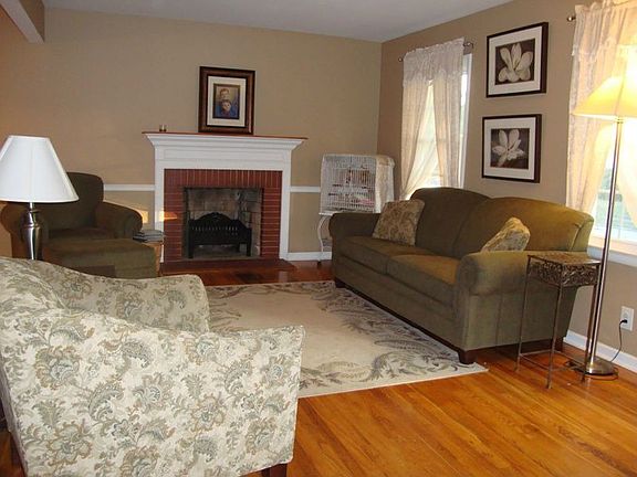 4th image of 3021 Meier Pl