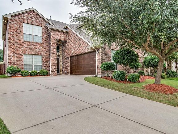2nd image of 2616 Golfview Dr