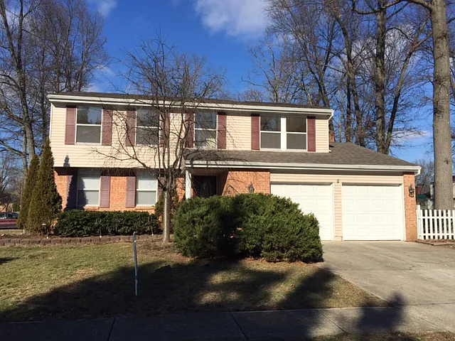 338 Ainsworth Ave photo 1