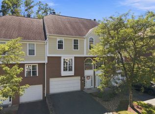 547 Lakewood Dr, Monroeville, PA 15146