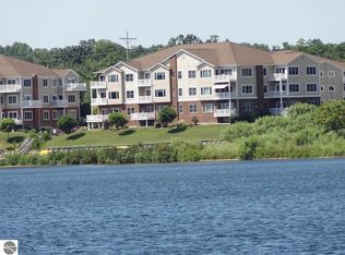 1011 Lake Ridge Dr #10, Traverse City, MI 49684