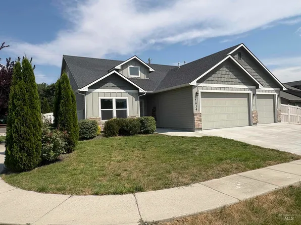 1634 Oak Ave, Fruitland, ID 83619
