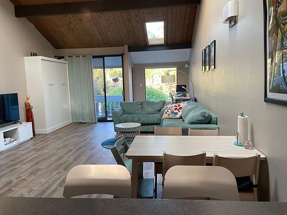 5th image of 21175 E Cliff Dr