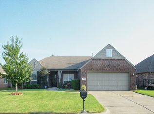 18722 E 49th St S, Tulsa, OK 74134