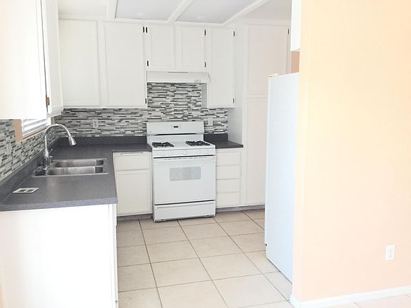 4th image of 7735 Muirfield Dr