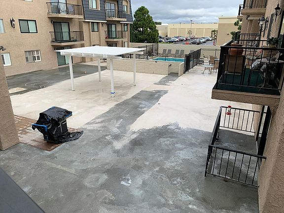 Inner Court With Pool & Spa