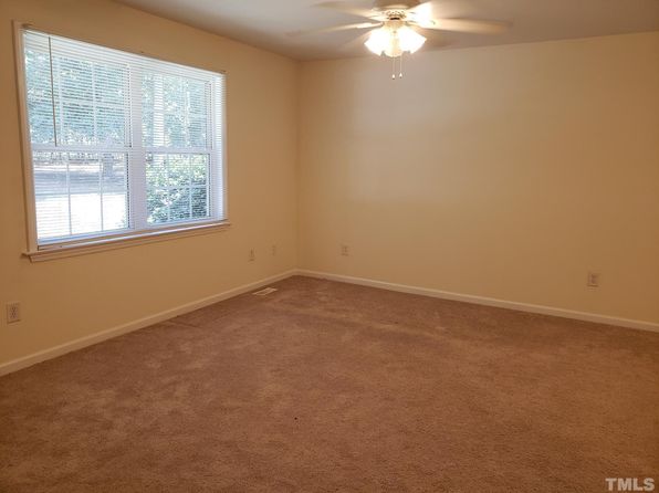 542 Barnes #B, Smithfield, NC 27577