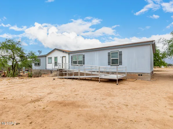 8677 S Alice Vail Ln, Tucson, AZ 85736