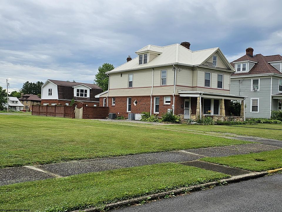 30 Meade St, Buckhannon, WV 26201 Zillow