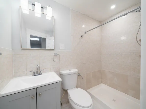 728 Bergen Avenue image 9 of 16