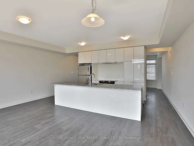 3191 Ernest Appelbe Blvd — Photo 12