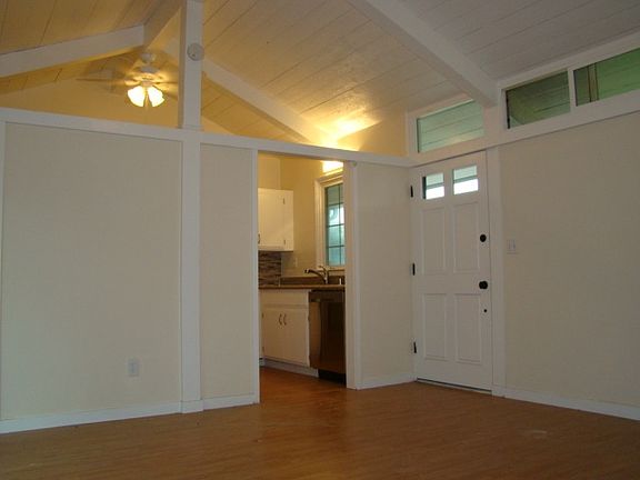 3rd image of 718 Millich Dr Unit B