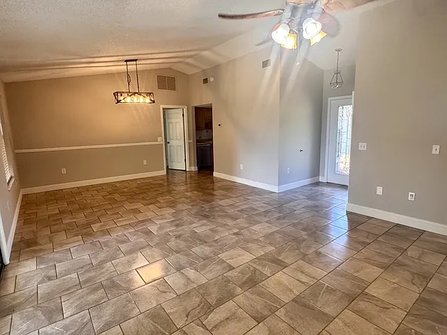 12584 Wedgefield Dr — Photo 6
