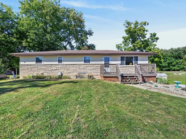10832 Texas Gas Rd, Aurora, IN 47001